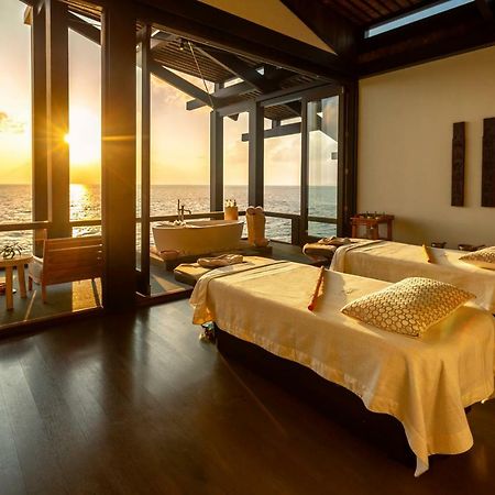 Готель Kudadoo Maldives Private Island Komandoo  Екстер'єр фото