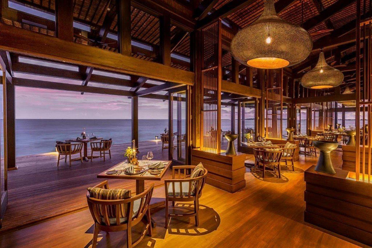 Готель Kudadoo Maldives Private Island Komandoo  Екстер'єр фото
